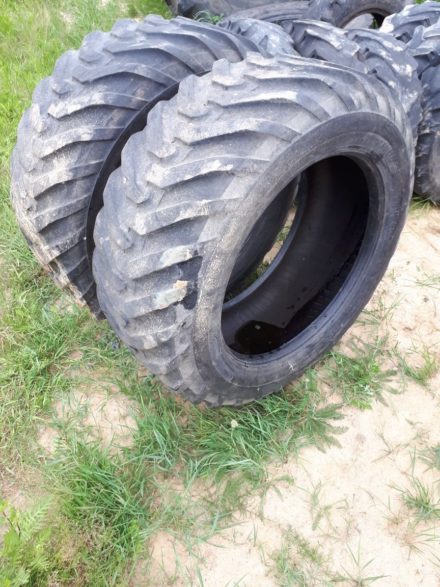 Para opony wzmocnione zachodnie TRELLEBORG 400/60 R - 26.5 zdrowe