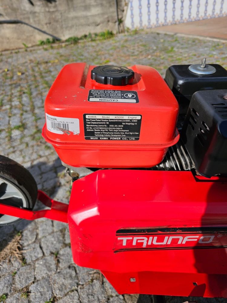 Motocultivador TRIUNFO КАМА Model KG200