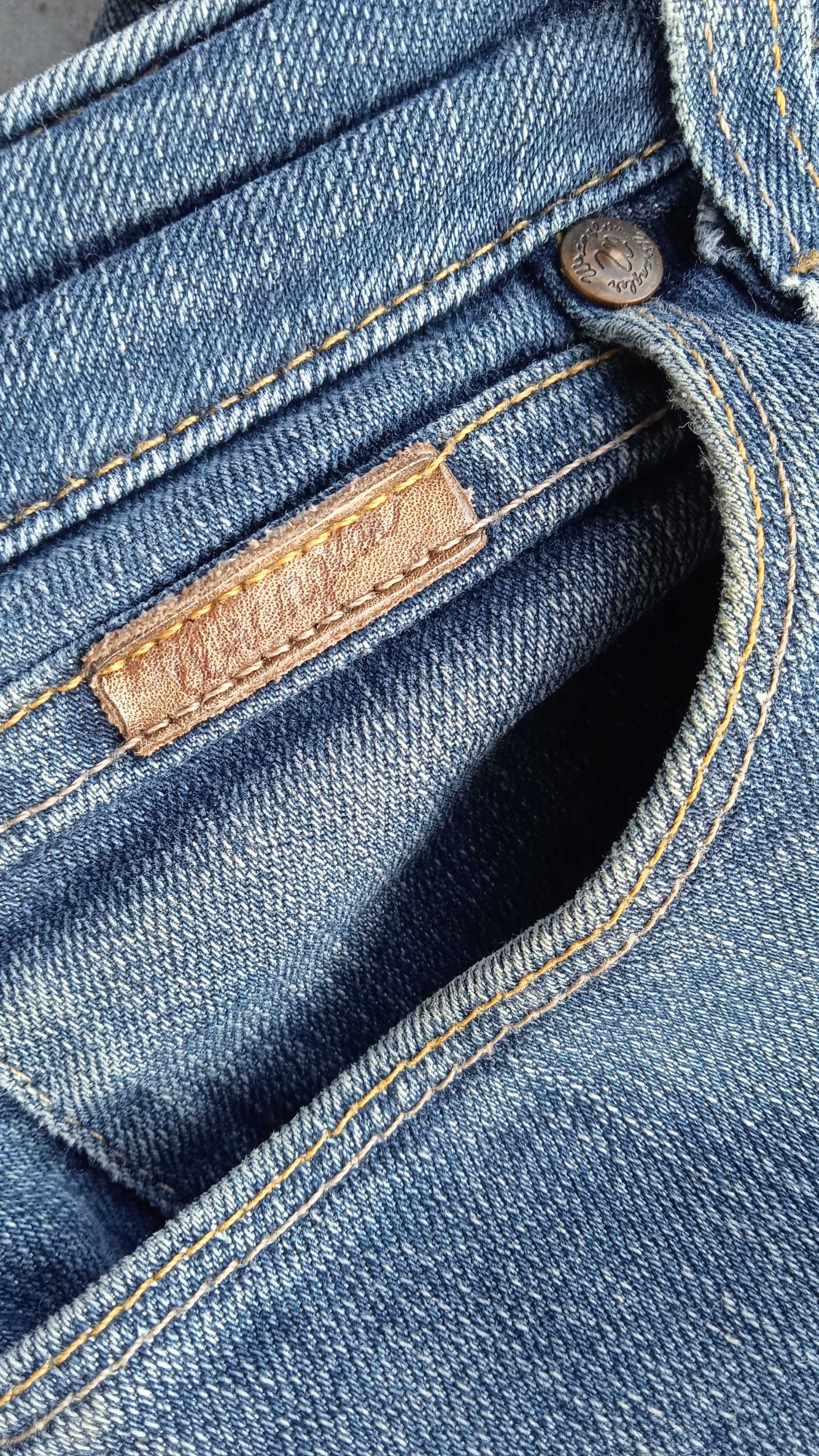 Wrangler model Reg body bootcut W33 L32 spodnie jeansowe jeansy męskie