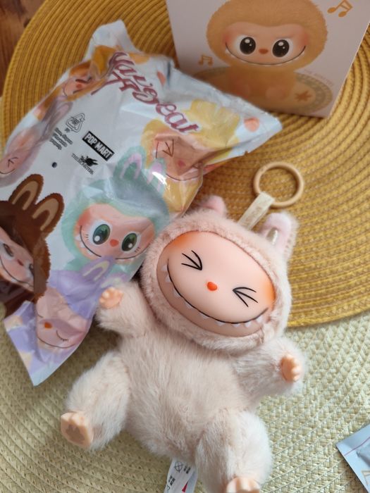 Brelok labubu niespodzianka