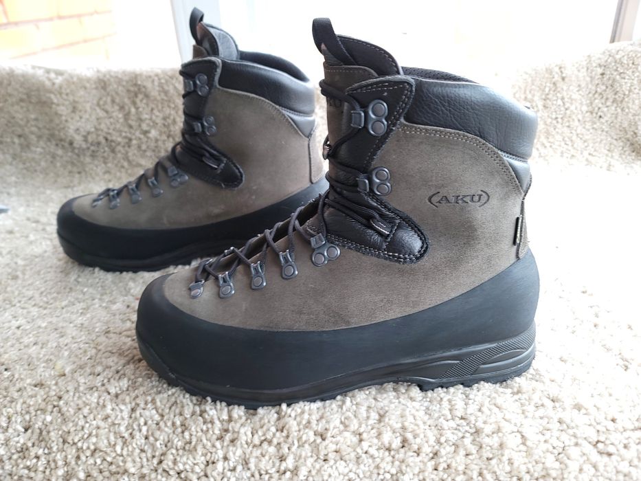 LOWA, AKU Gore-Tex р 43-44 Италия Оригинал! Трекінгові ботінки