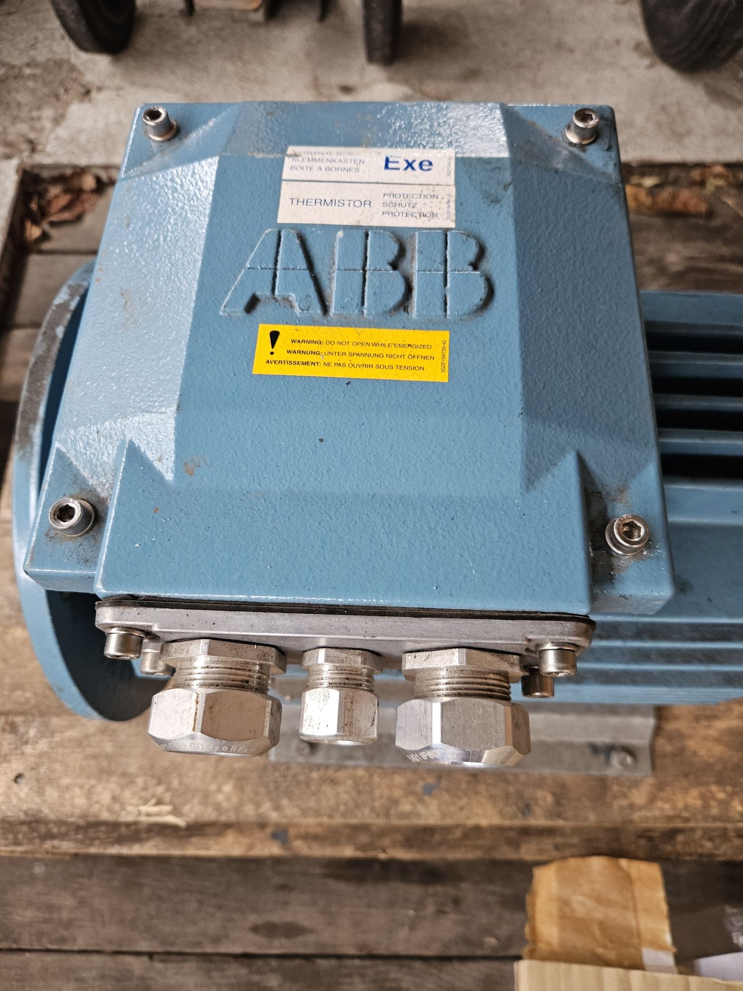 Śilnik 2.2 kw ABB obroty 1437