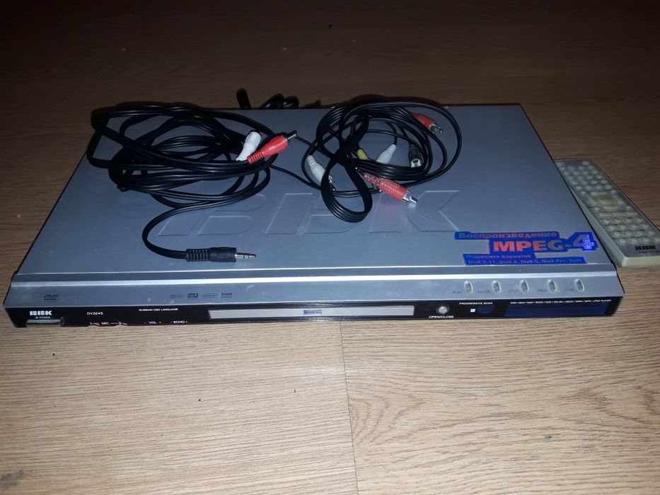 DVD плеер  " BBK " проигрыватель