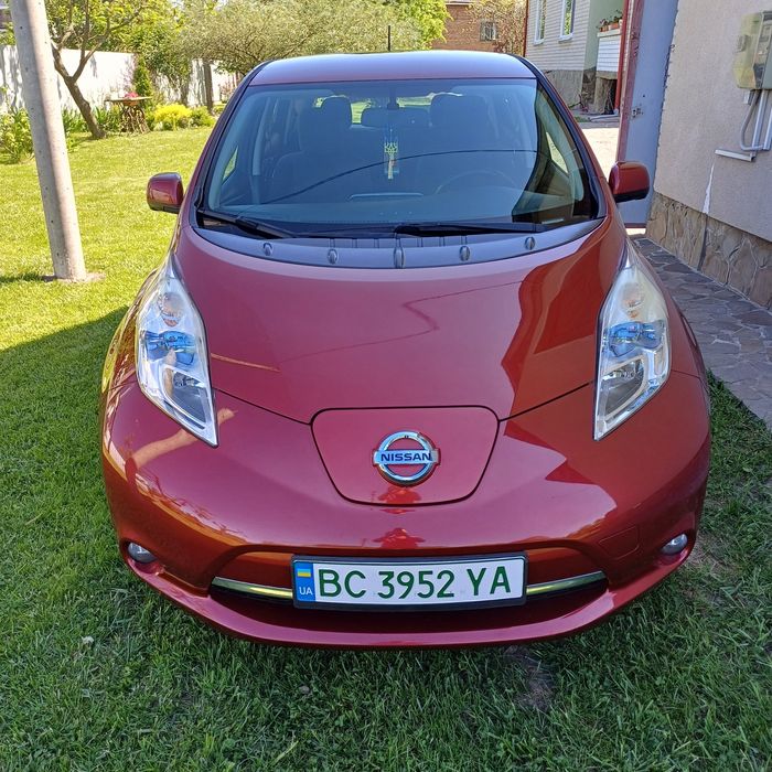 Nissan leaf 2014
