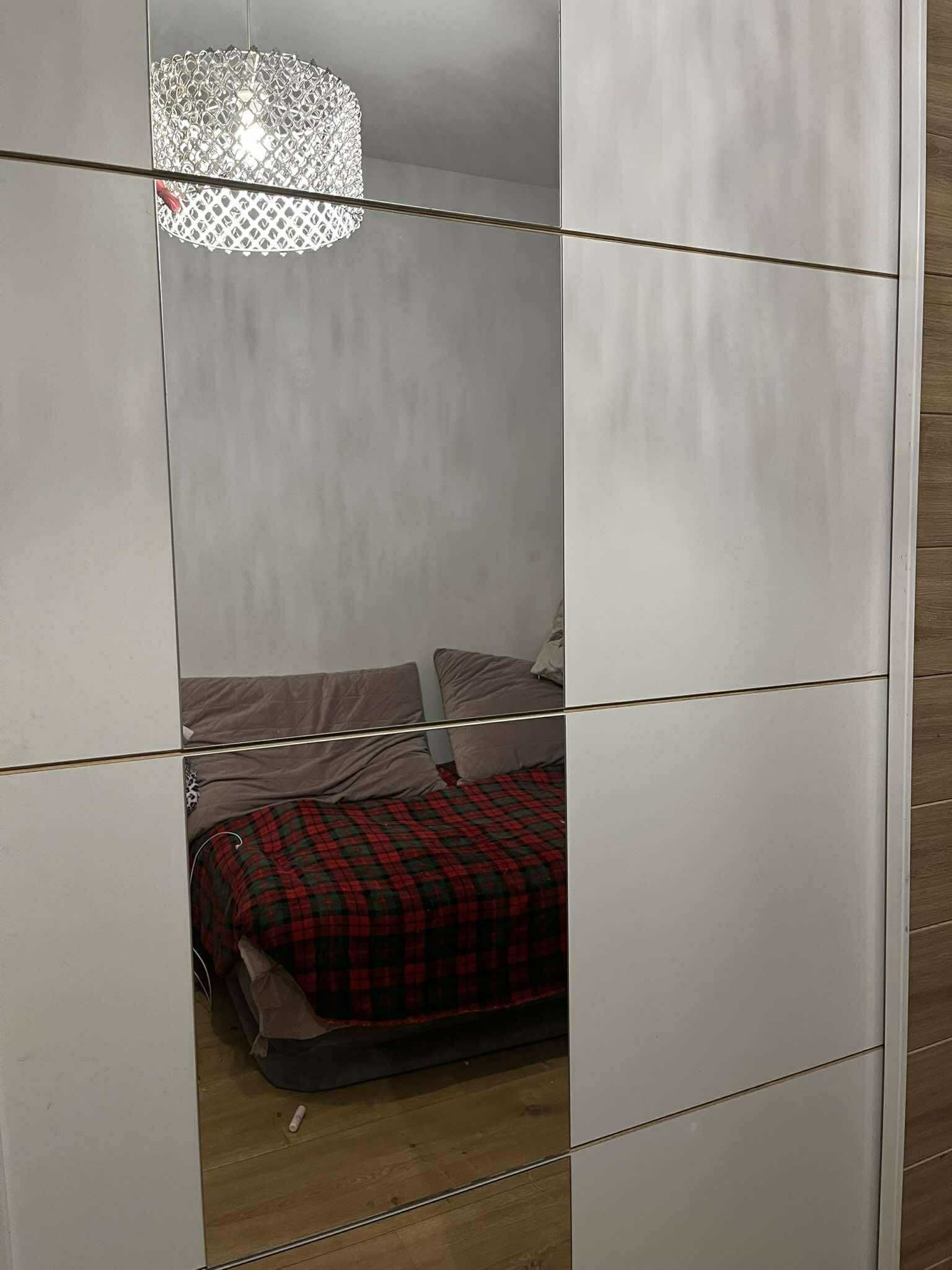 Szafa z lustrem z przesuwnymi drzwiami pojemna 220 cm