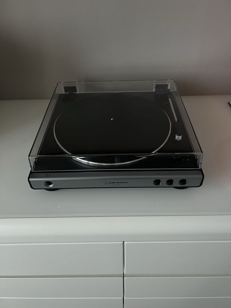 Абсолютно новий програвач вінілових дисків Audio-Technica AT-LP60XUSB