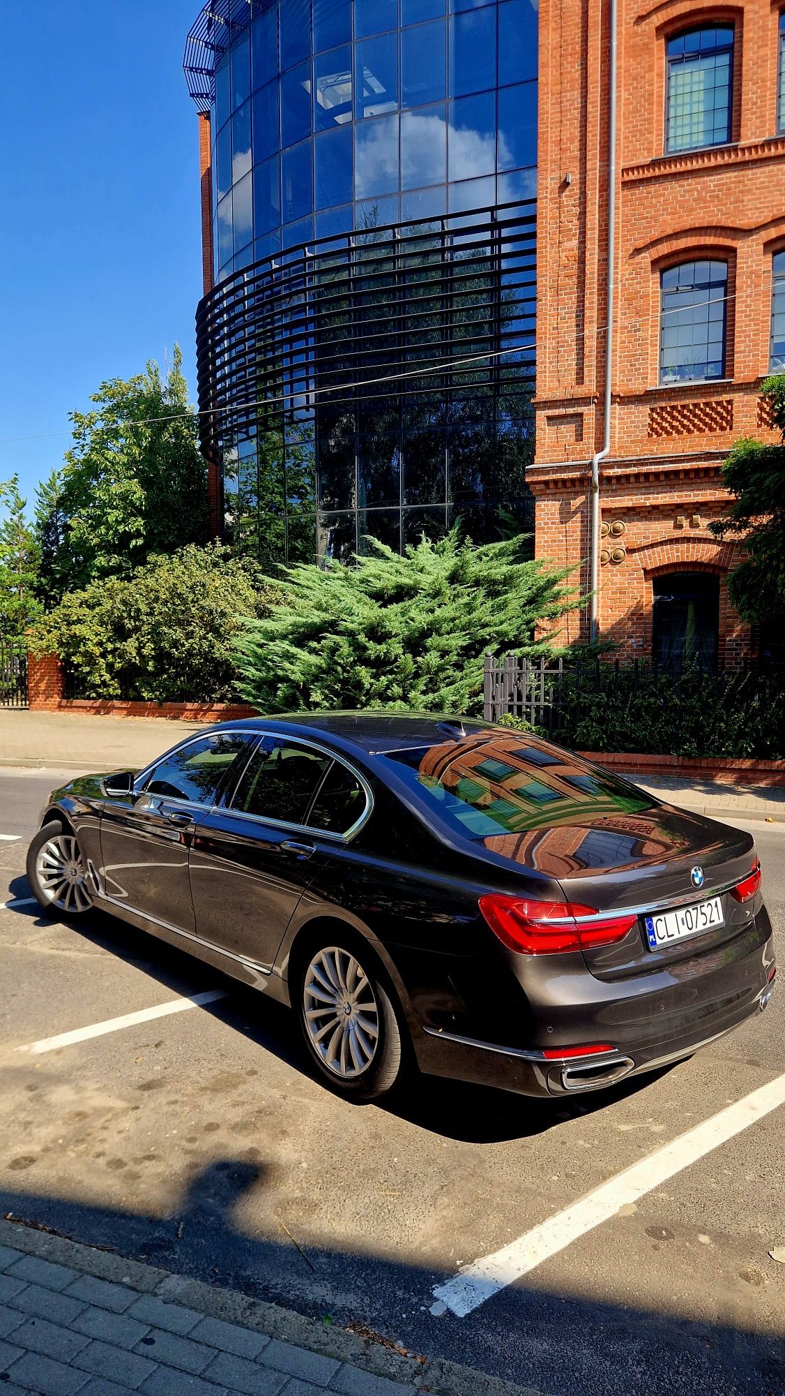 Bmw 740xd wynajem limuzyna wypożyczalnia aut premium luksusowych