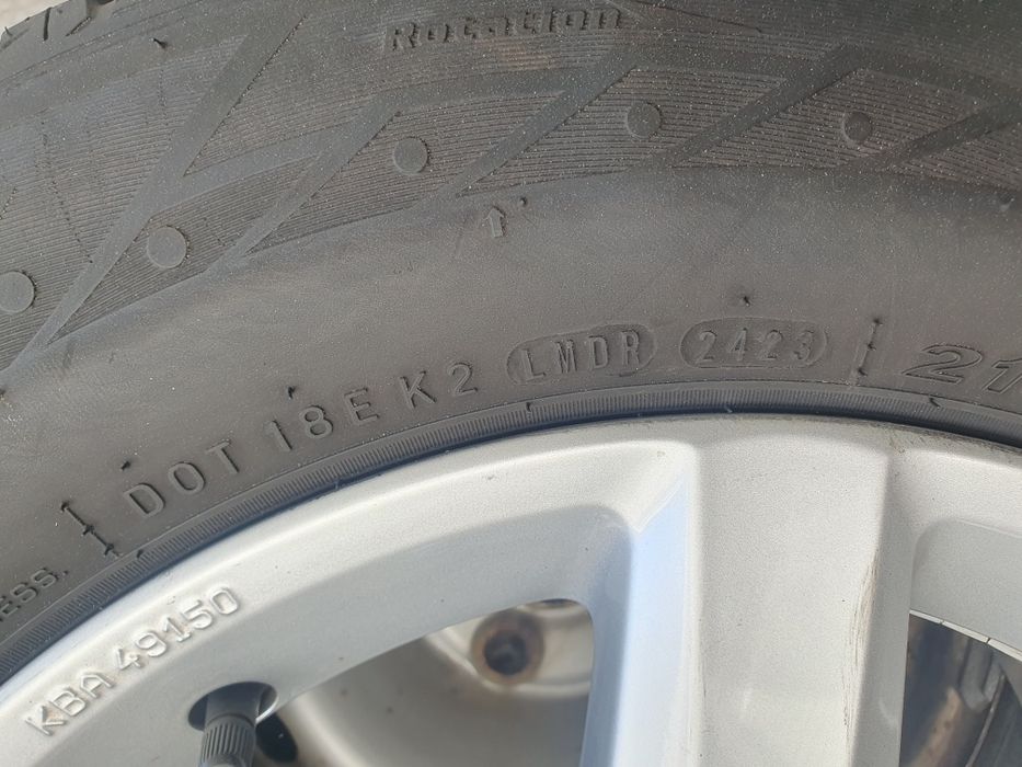 Felgi aluminiowe VW 16 cali +opony zimowe Nexen 215/65/16