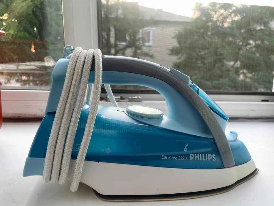 утюг PHILIPS Easy Care GC 3220 2200W