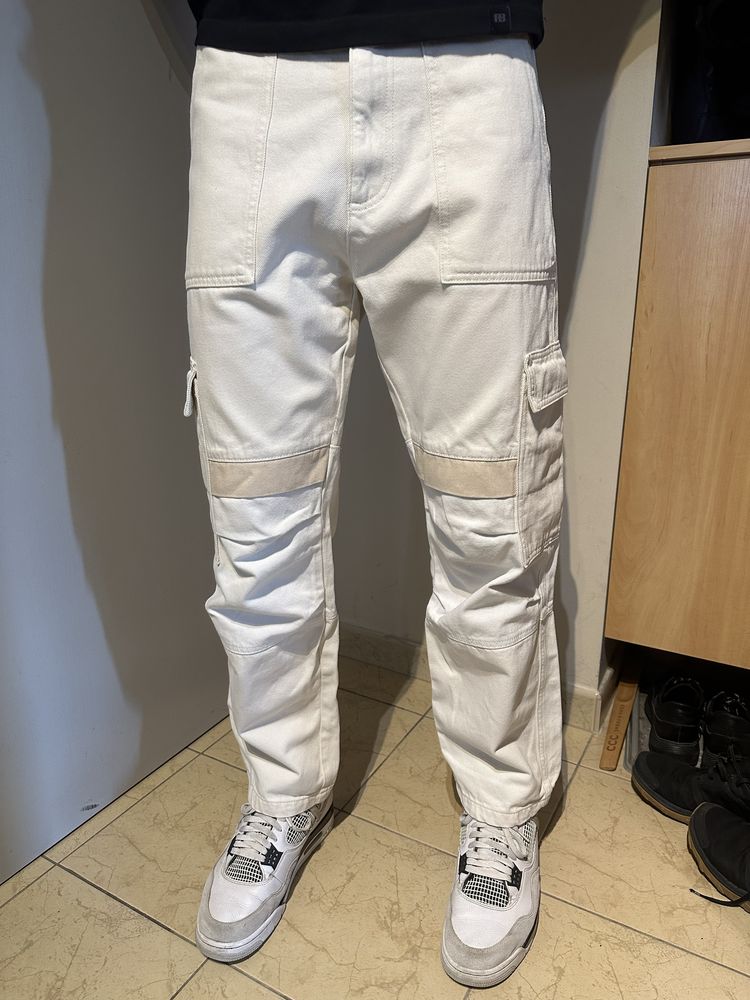 Spodnie męskie Bershka rozm. EUR 40