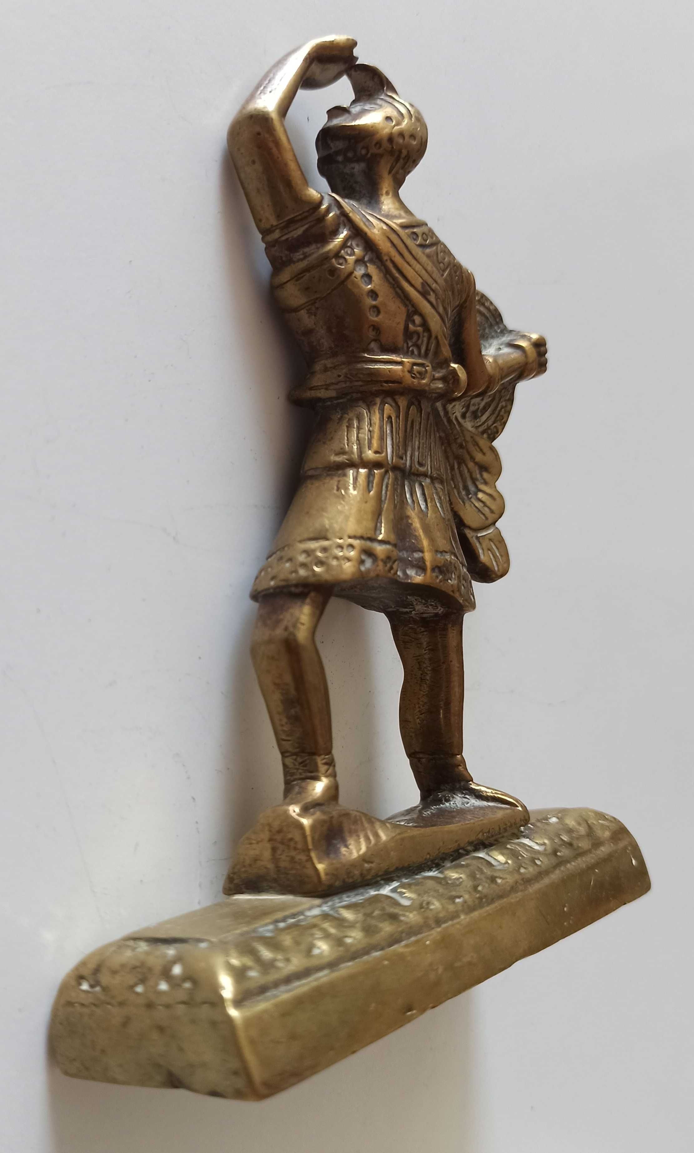 Spartanin duża figurka Spartanina mosiądz 500 g 13,3 cm