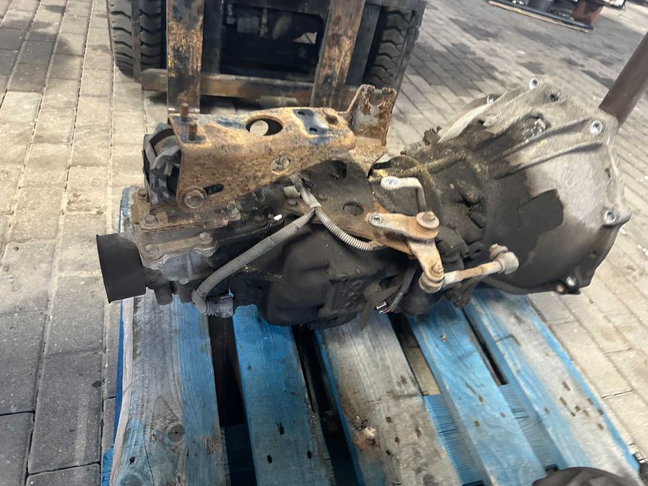 Toyota Dyna 100 Skrzynia Biegów Manualna 2.5 3.0 D4D Pojedyńcze Koło