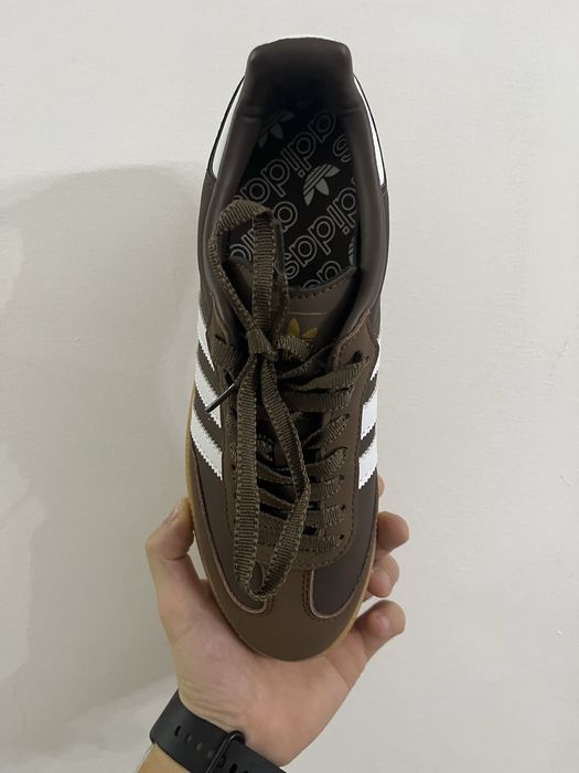 Adidss samba castanhas