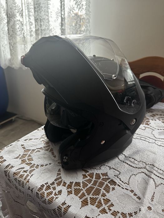Kask HJC C91N rozmiar L szczękowy jak nowy, mało używany.