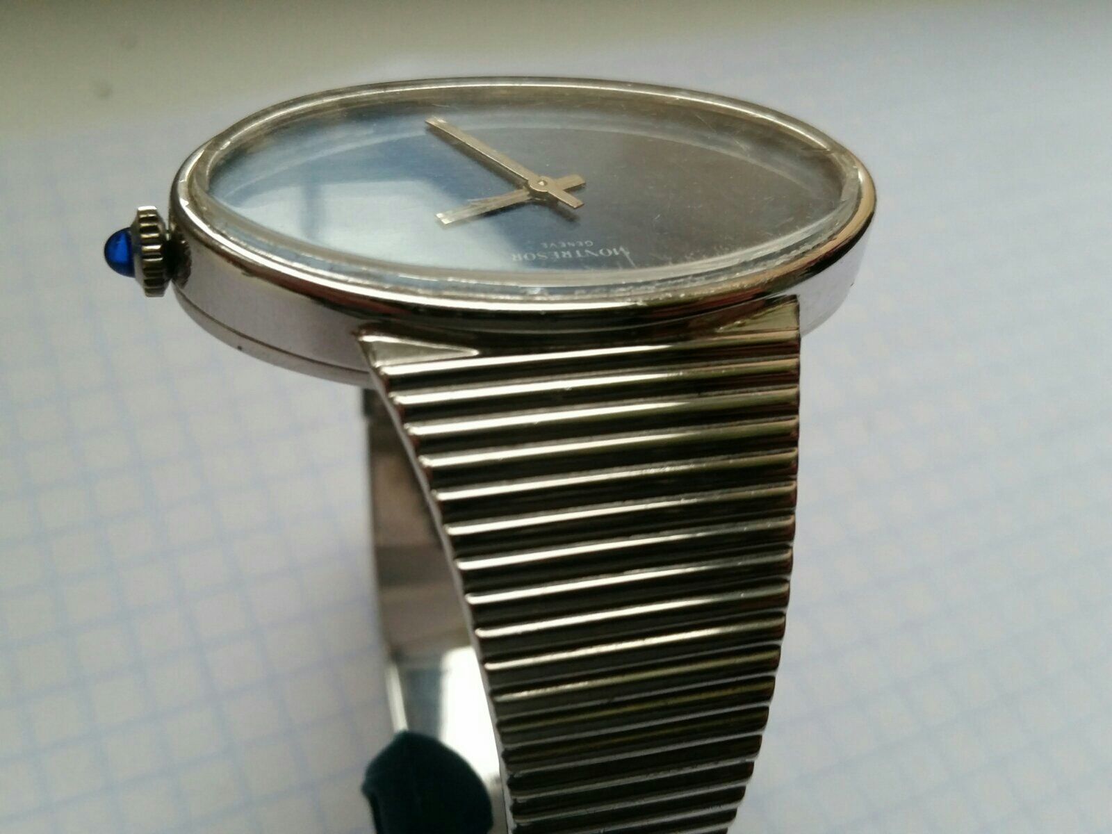 Швейцарские серебряные часы Montresor