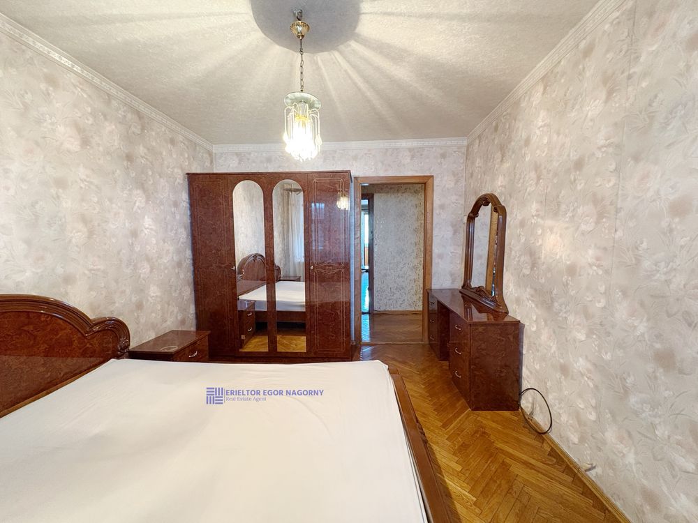 New Продам 3ккв, окремі кімнати + кладовка + паркомісце Красный Камень