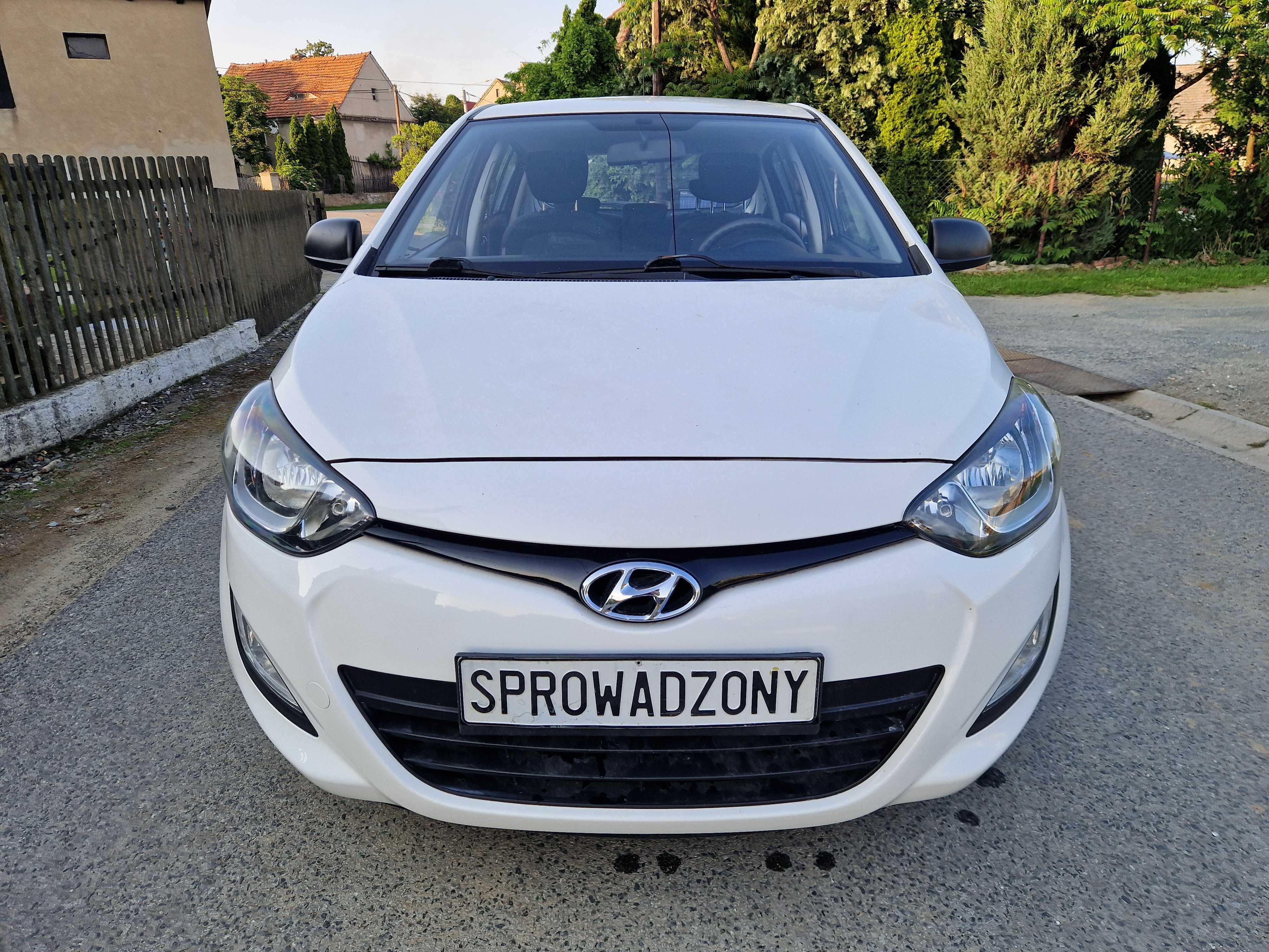 Hyundai i20 1.25cm *klima* #97.000km# 13r