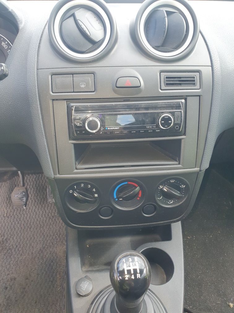 Ford Fiesta 1.3 benzynka
