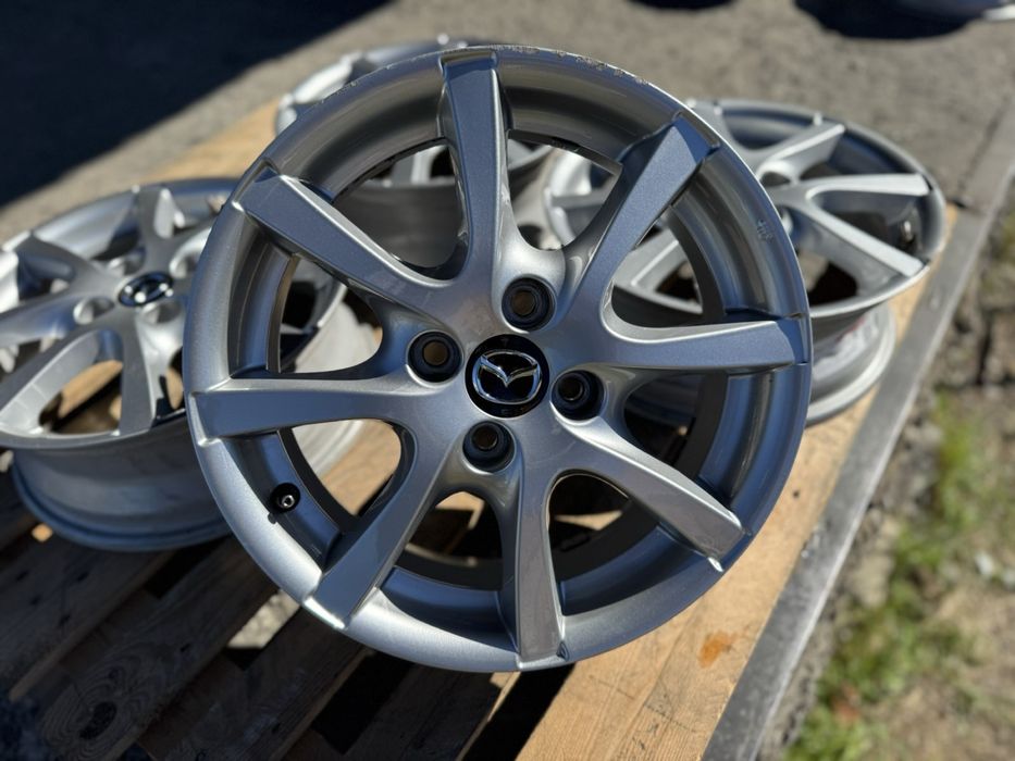 Оригінальні легкосплавні диски Mazda 4*100 R15