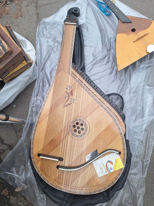 Бандура Новая. Бандура.