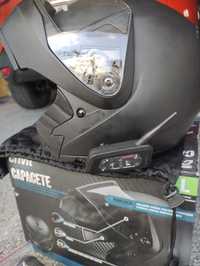 Capacete modelar com comunicador