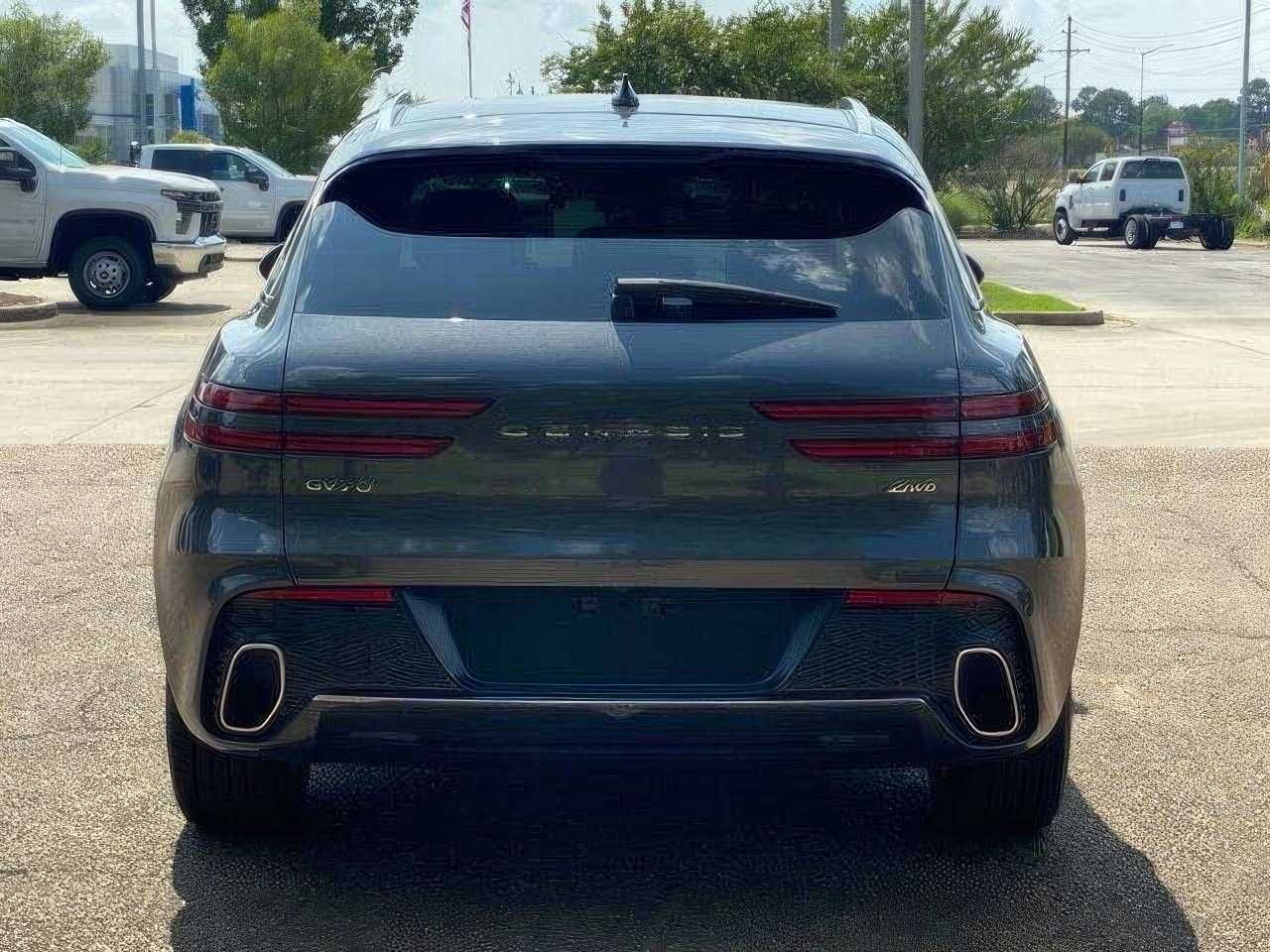 2022 Genesis GV70 2.5T Standard