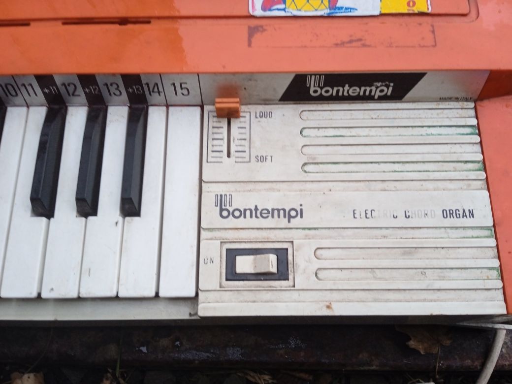Stary keyboard do renowacji