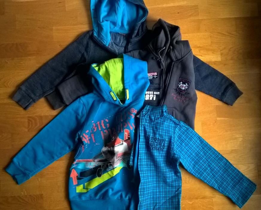 bluza z kapturem niemiecka rozmiar 122, rozmiar 110