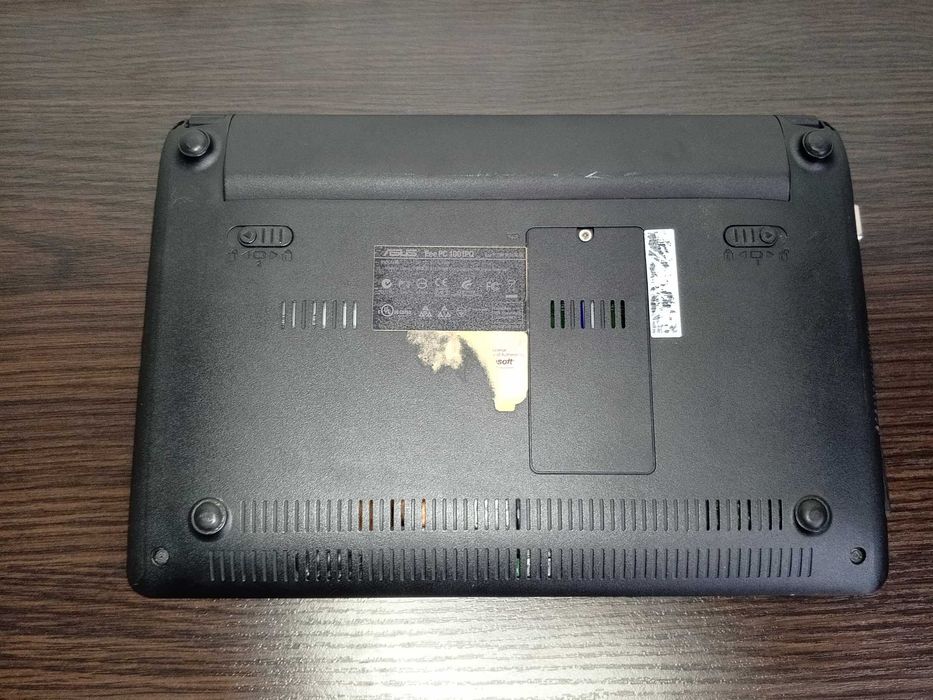 Нетбук ASUS,4 часа батарея,Atom N450,1GBDDR2,160HDD+зарядка