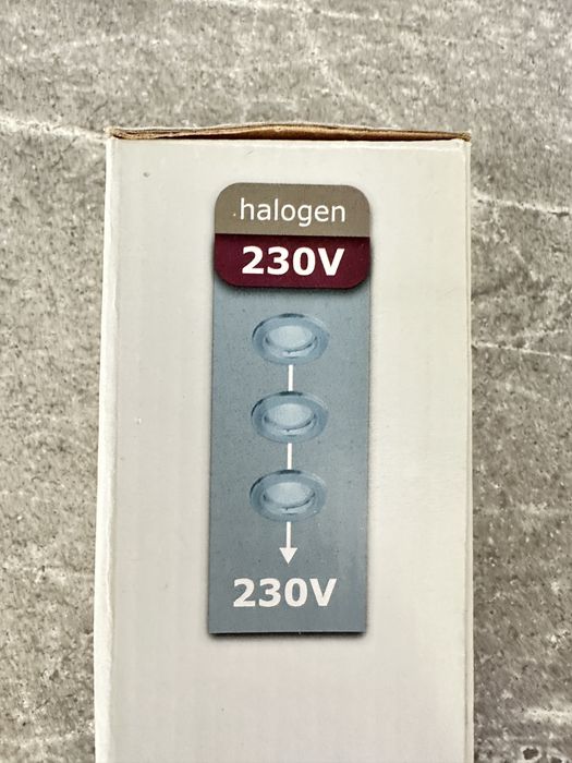 Oprawy sufitowe/ halogeny 230v. 3x50W NOWE