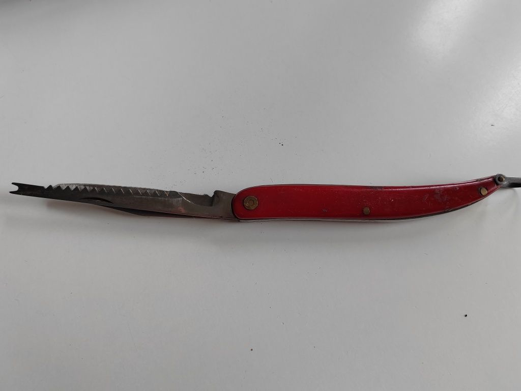 Scyzoryk wędkarski z lat 80
