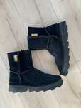 Czarne buty zimowe sniegowce Bimba y Lola