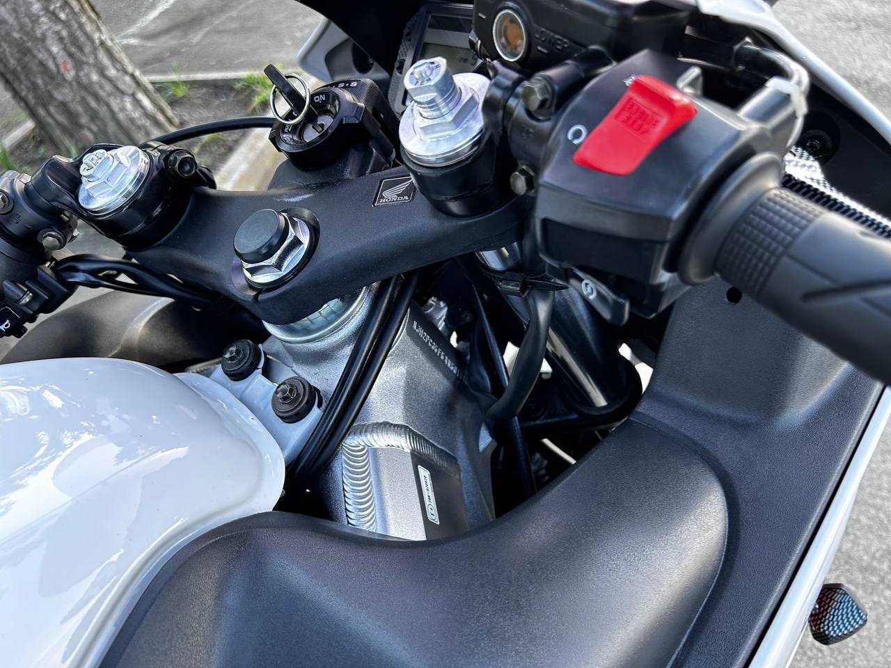 Honda CBR 600 F 2005рік