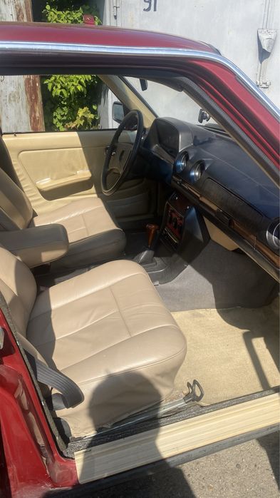 Mercedes benz 200d мерс 123 w123 огірок огурец