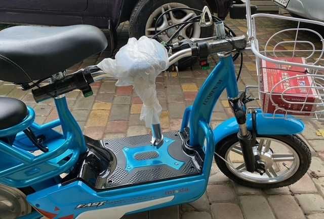 Продам електроскутер FAST новий, не використовувався.