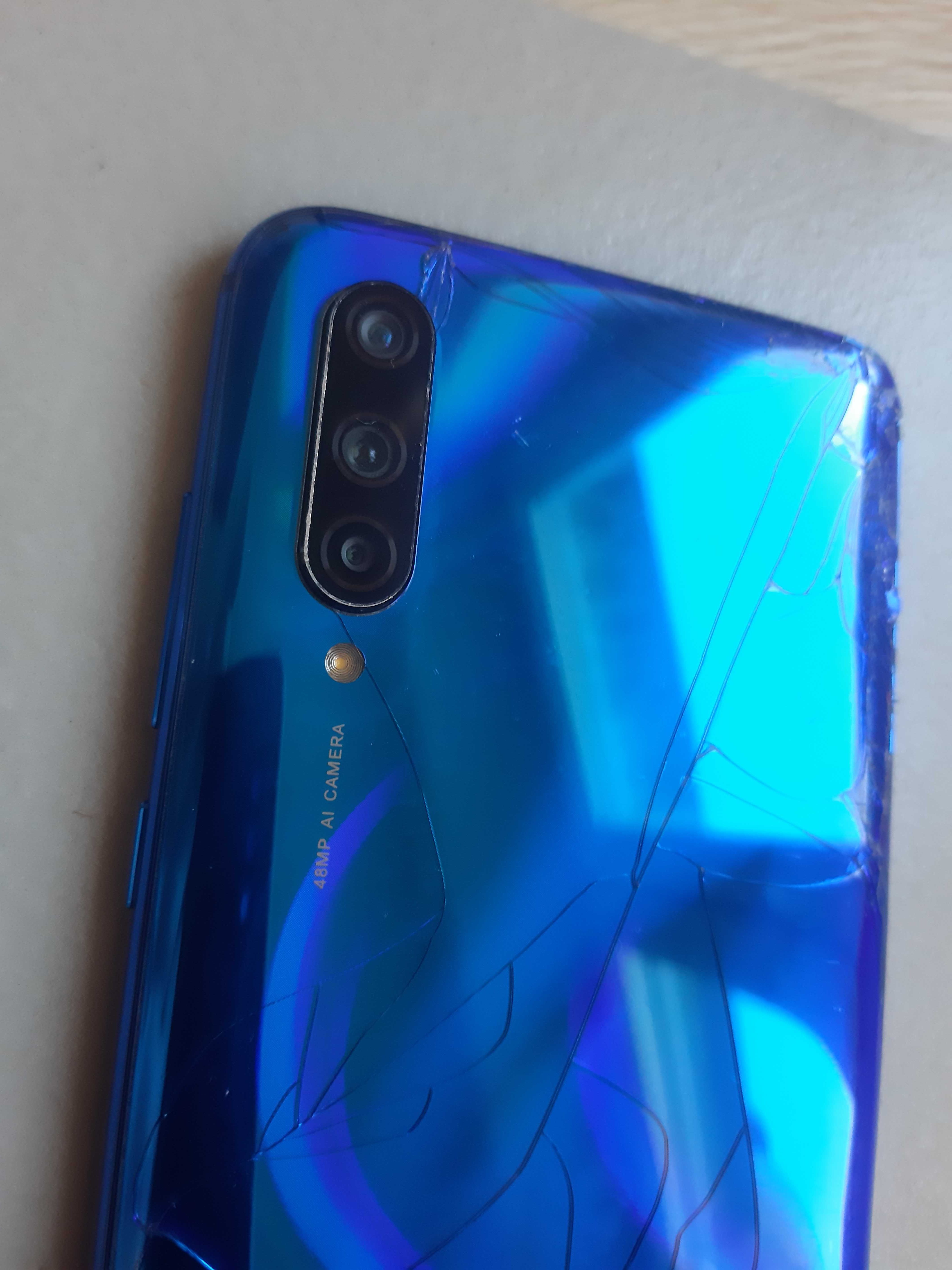 Telefon Xiaomi Mi9 Lite 6/64 gb Niebieski Uszkodzony Xaiomi Mi 9 Lite