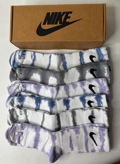 Skarpety Nike Tie Dye. Rozmiar 39-42