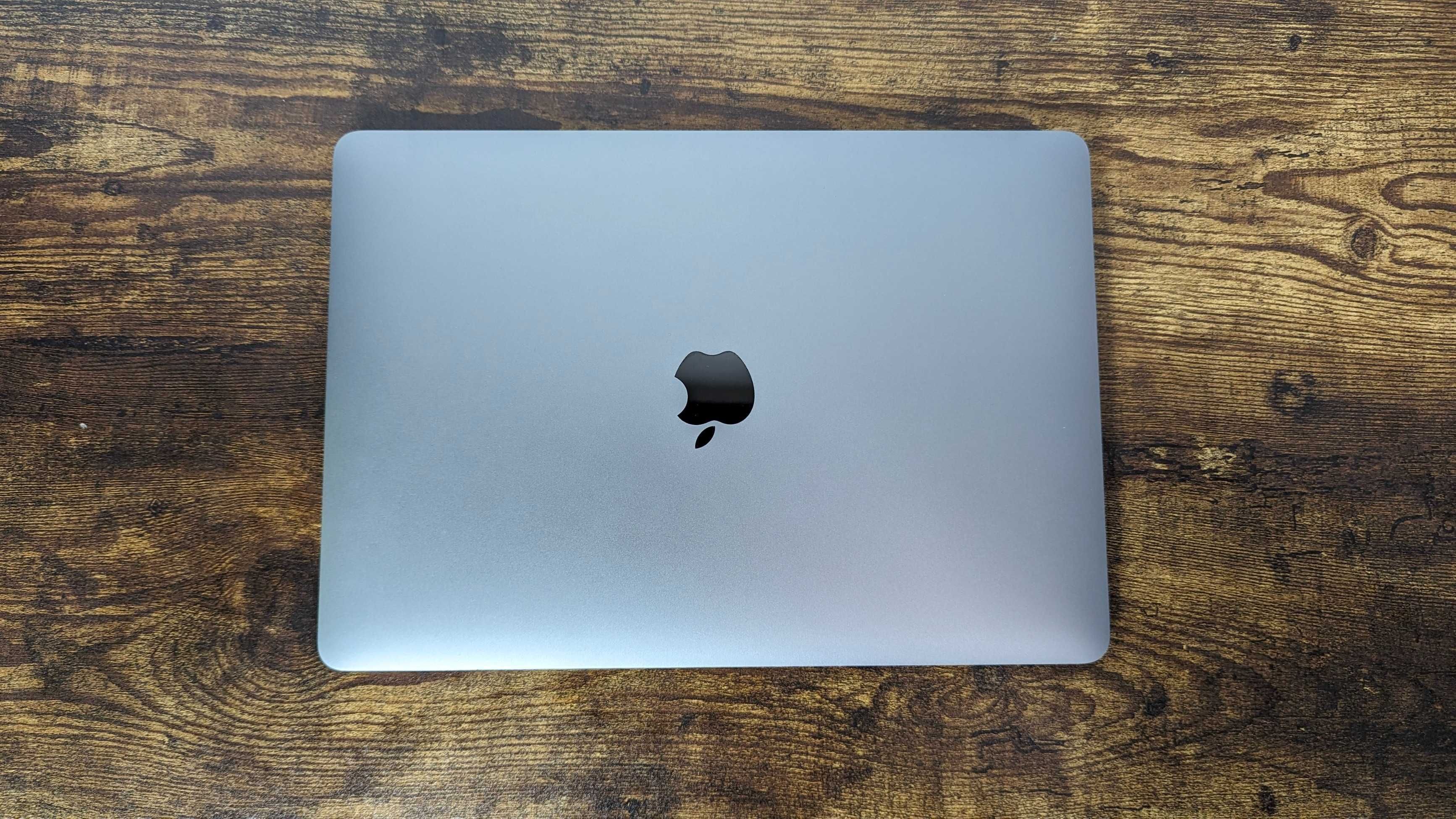 MacBook Air 2018 Space Grey | 186 циклів| (і5, 8/256gb, Retina)