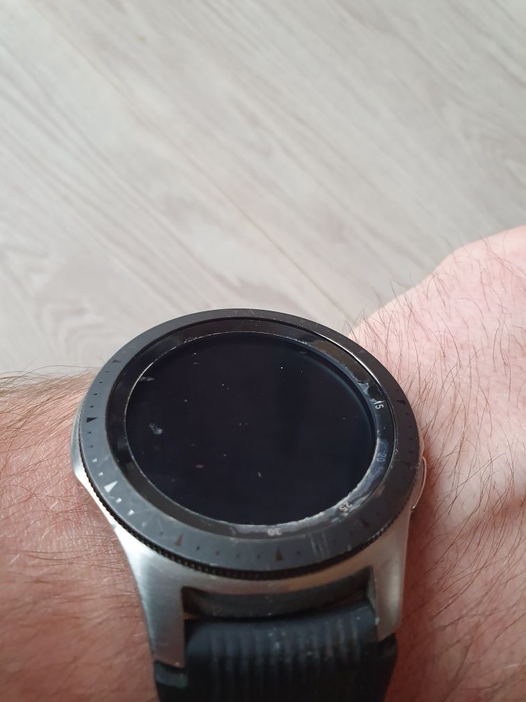 Продам мужские Samsung watch