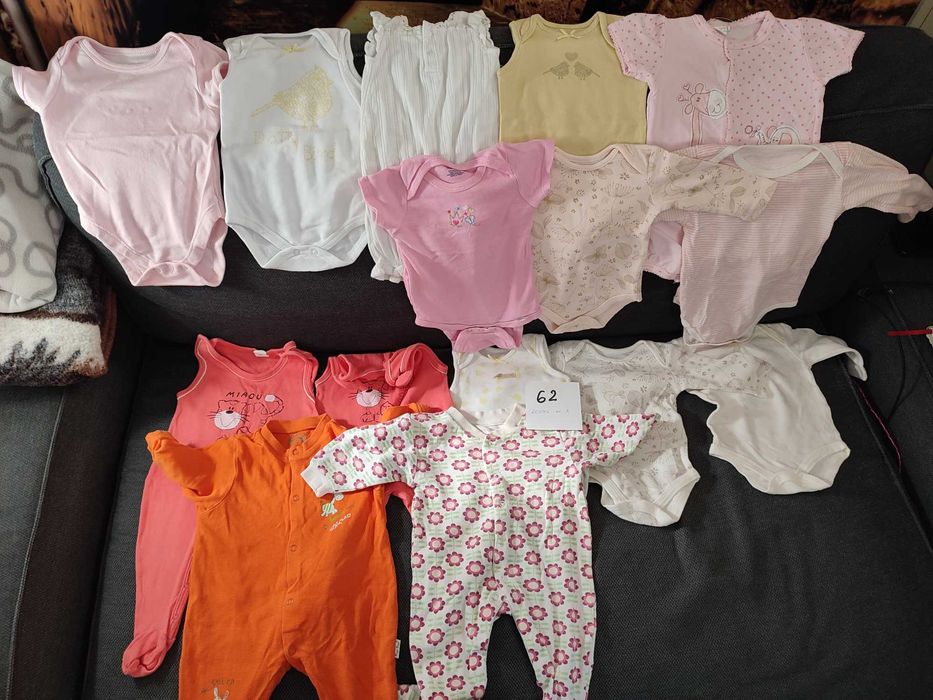 Zestaw ubranek dla dziewczynki rozmiar 62 - 21 sztuk