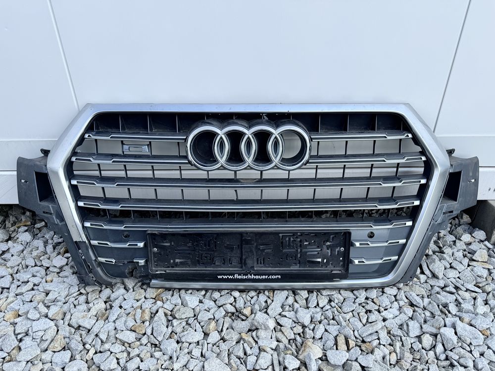 AUDI Q7 SQ7 Atrapa Grill