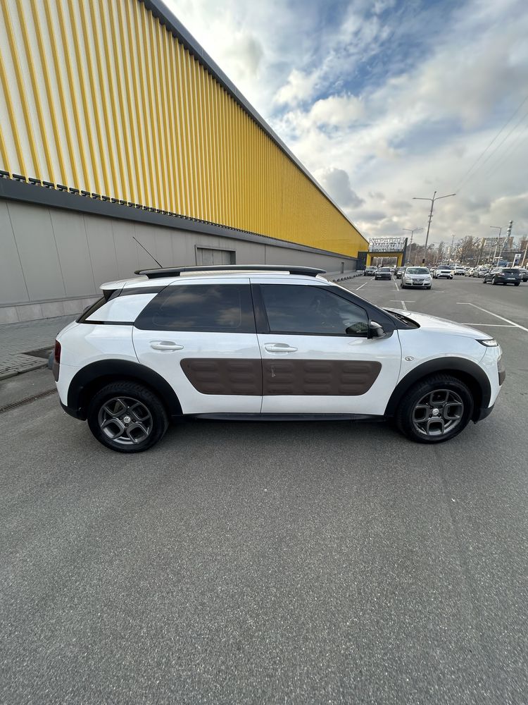 1,6d АКПП Citroen Cactus 2014