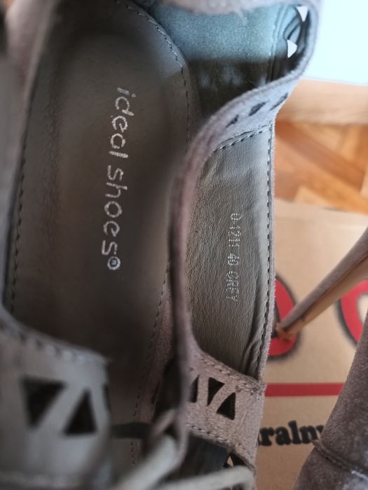 Gladiatorki zamszowe sznurowane