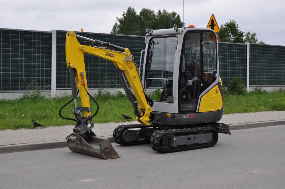Wacker Neuson ET18 MAŁO MTG JAK NOWA!!! ŁYŻKA SKARPOWA HYDRAULICZNA WYJŚCIA HYDRAULICZNE