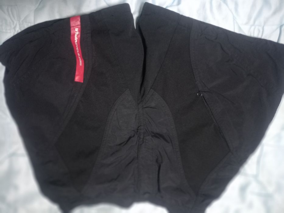 Spodenki na rowerach z pampersem bardzo dobrym stanie firmy bitwin