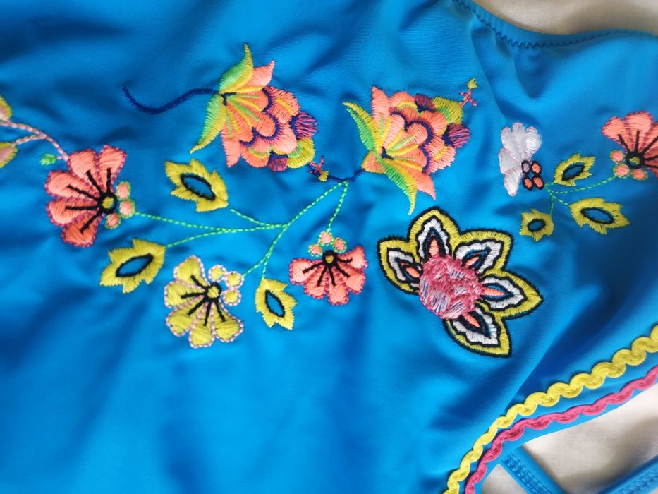 Продам новый слитный купальник Kotton(Турция) размер S