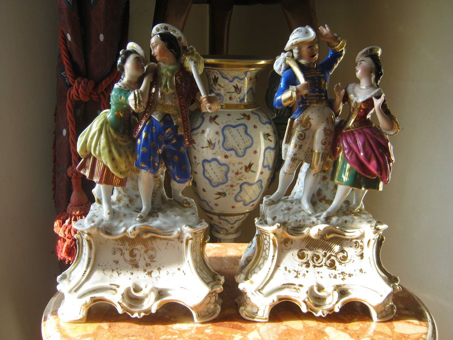 Статуэтка.Прощание и встреча. JACOB PETIT (Paris, France)  1830 - 1862