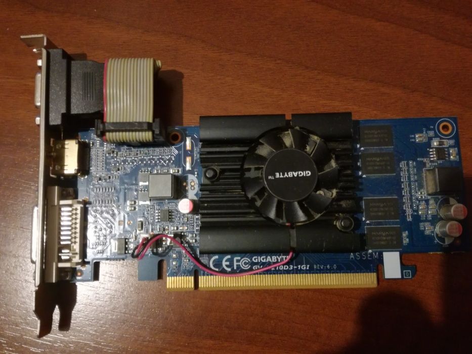 Placa Gigabyte .