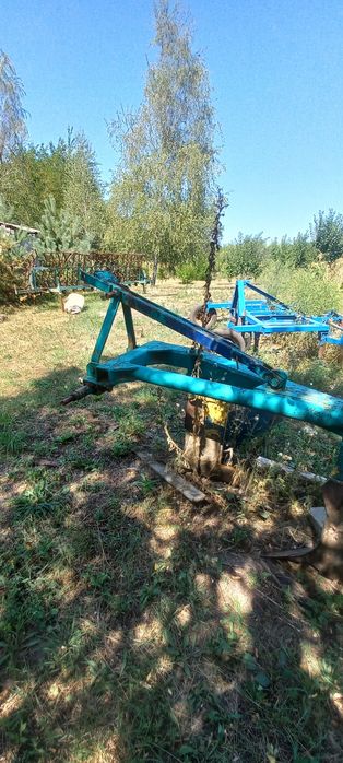 Продам плуг  на високій