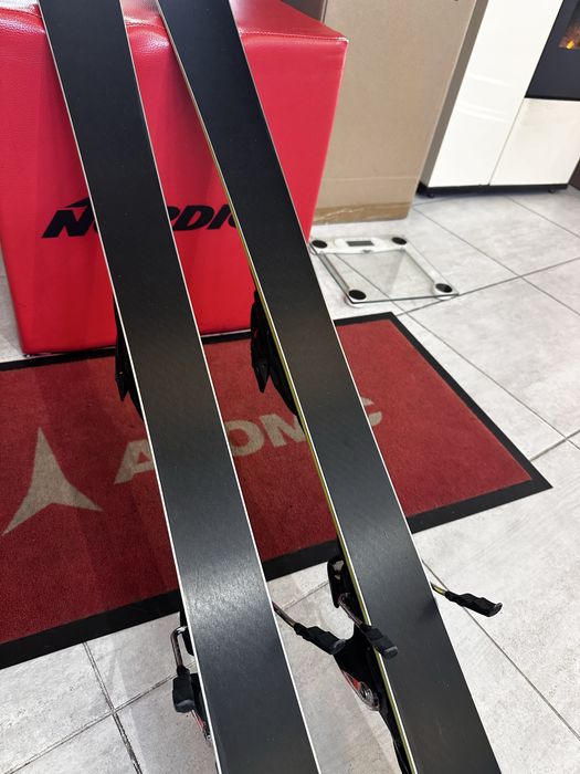 Narty Volkl SL 155 cm